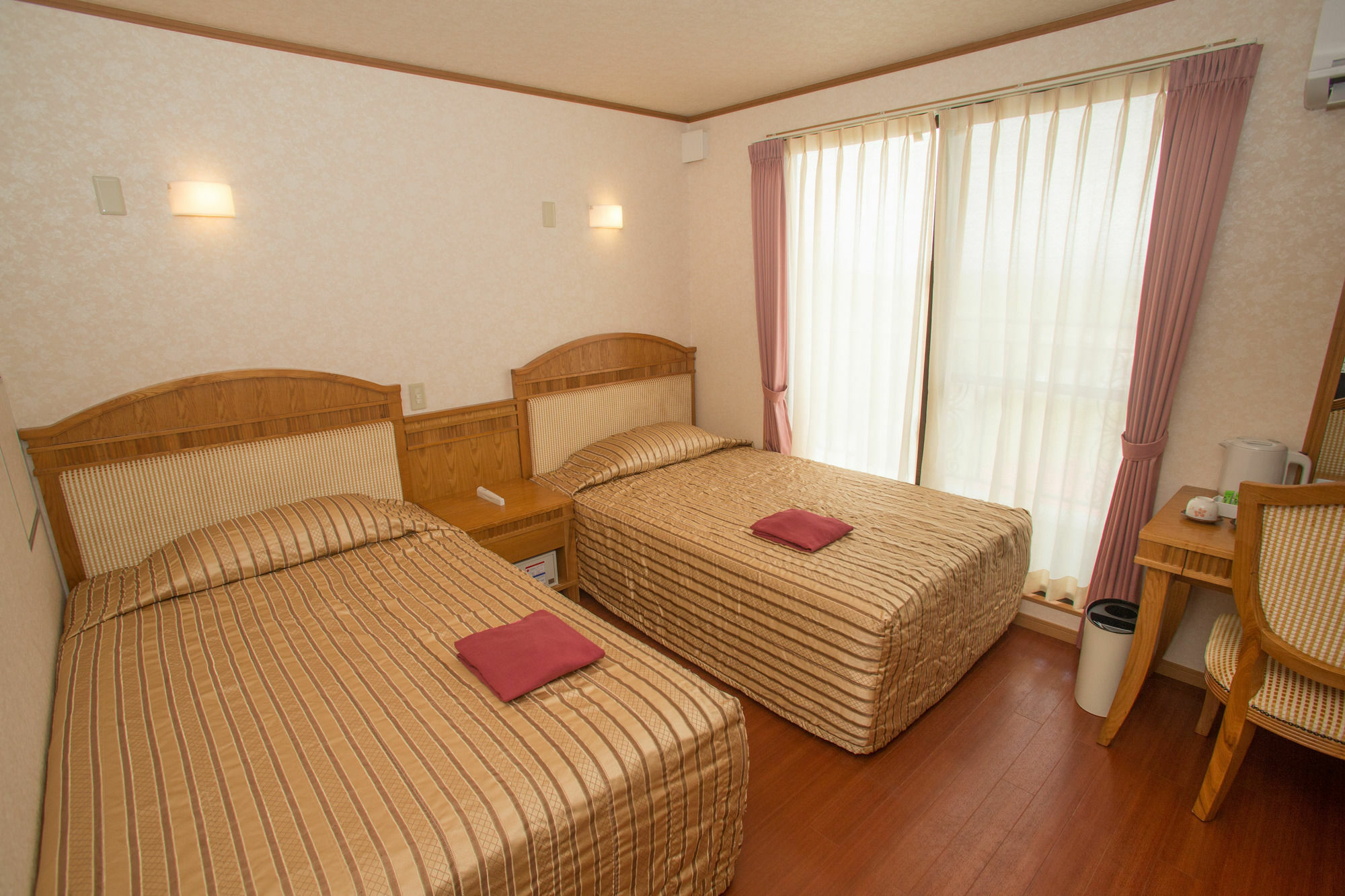 Hotel Castlevillage Miyakojima Экстерьер фото